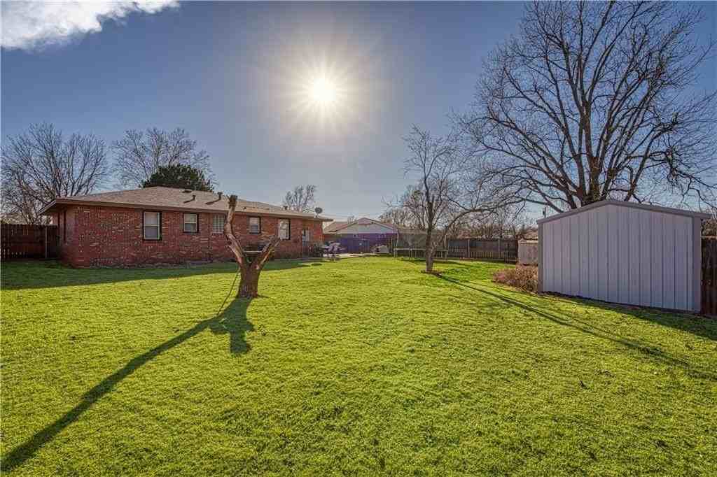105 Ramsey Pl - Photo 4 of 13