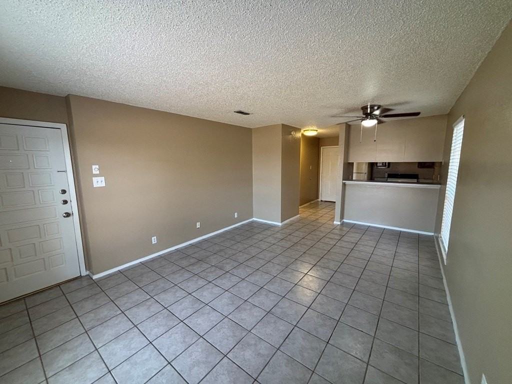 4805 Country Club Dr #B - Photo 4 of 21