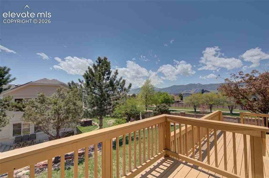 705 Witchhazel Ct - Photo 3 of 50