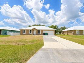 756 Se Lansdowne Ave - Photo 1 of 1