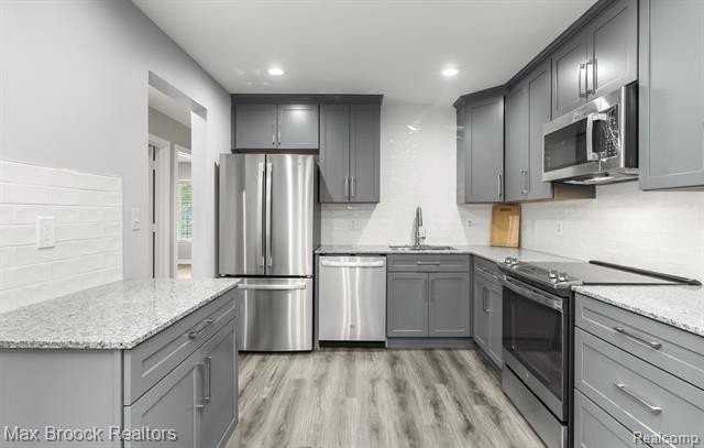 1113 N Old Woodward Ave #46 - Photo 7 of 23