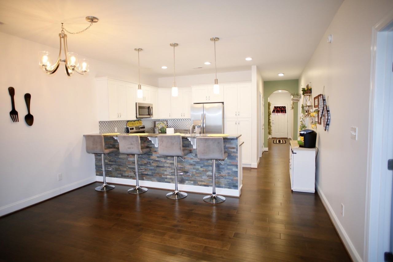 1313 Emerald View Ct - Photo 5 of 21