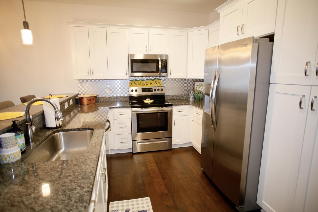 1313 Emerald View Ct - Photo 7 of 21