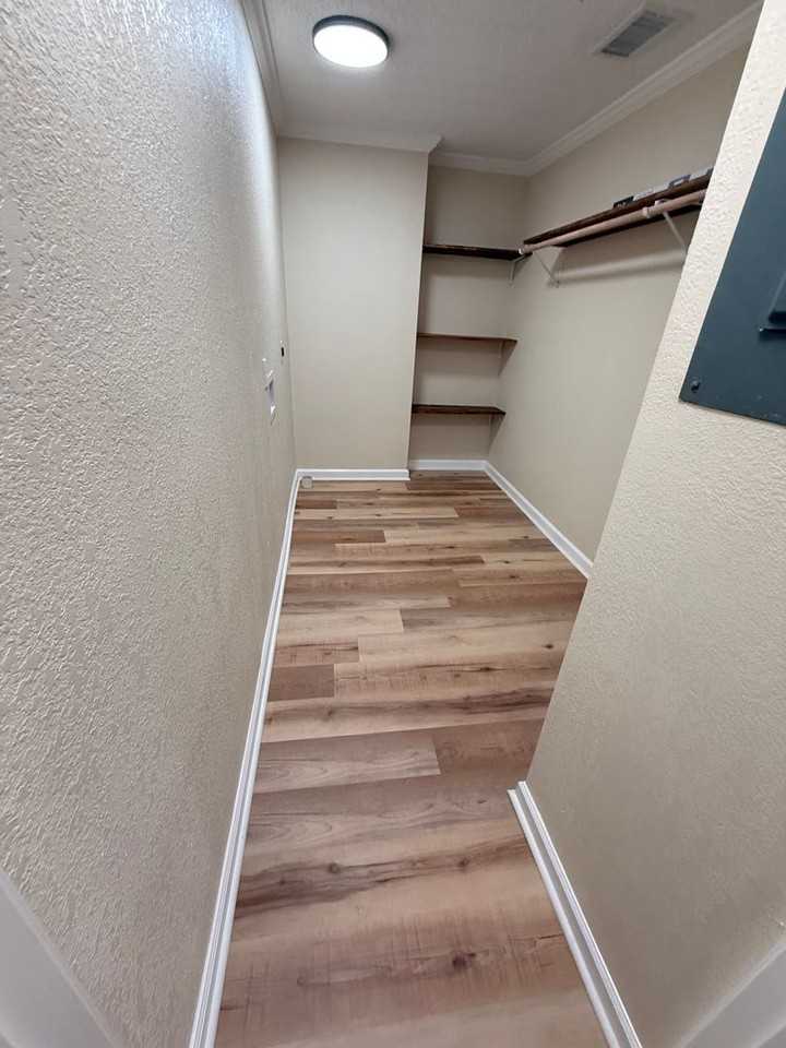 464 Mcdilda Dr - Photo 2 of 19
