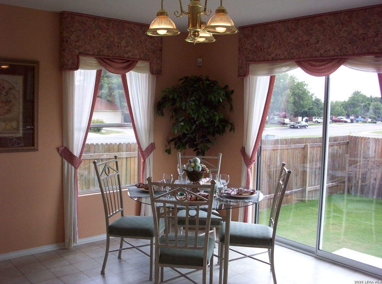 10130 Southern Sun - Photo 2 of 13
