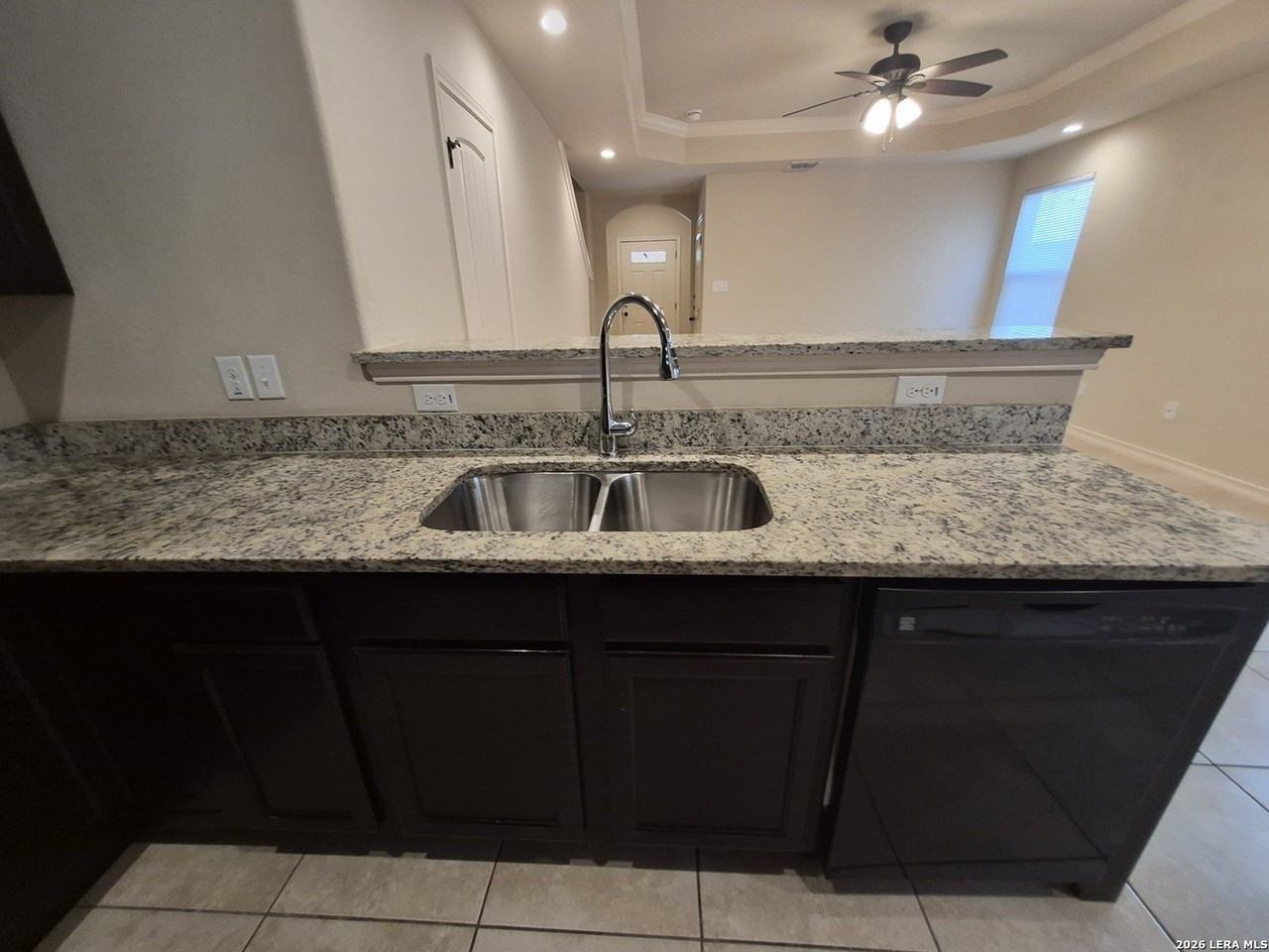 7026 Lakeview Dr #101 - Photo 7 of 21