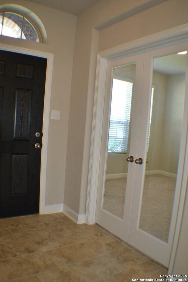 3127 Pinecone Cv - Photo 5 of 25