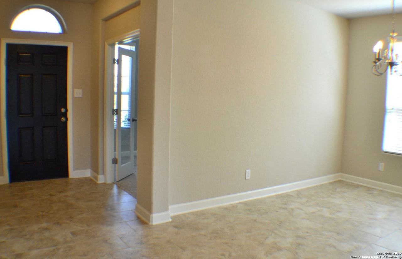 3127 Pinecone Cv - Photo 6 of 25