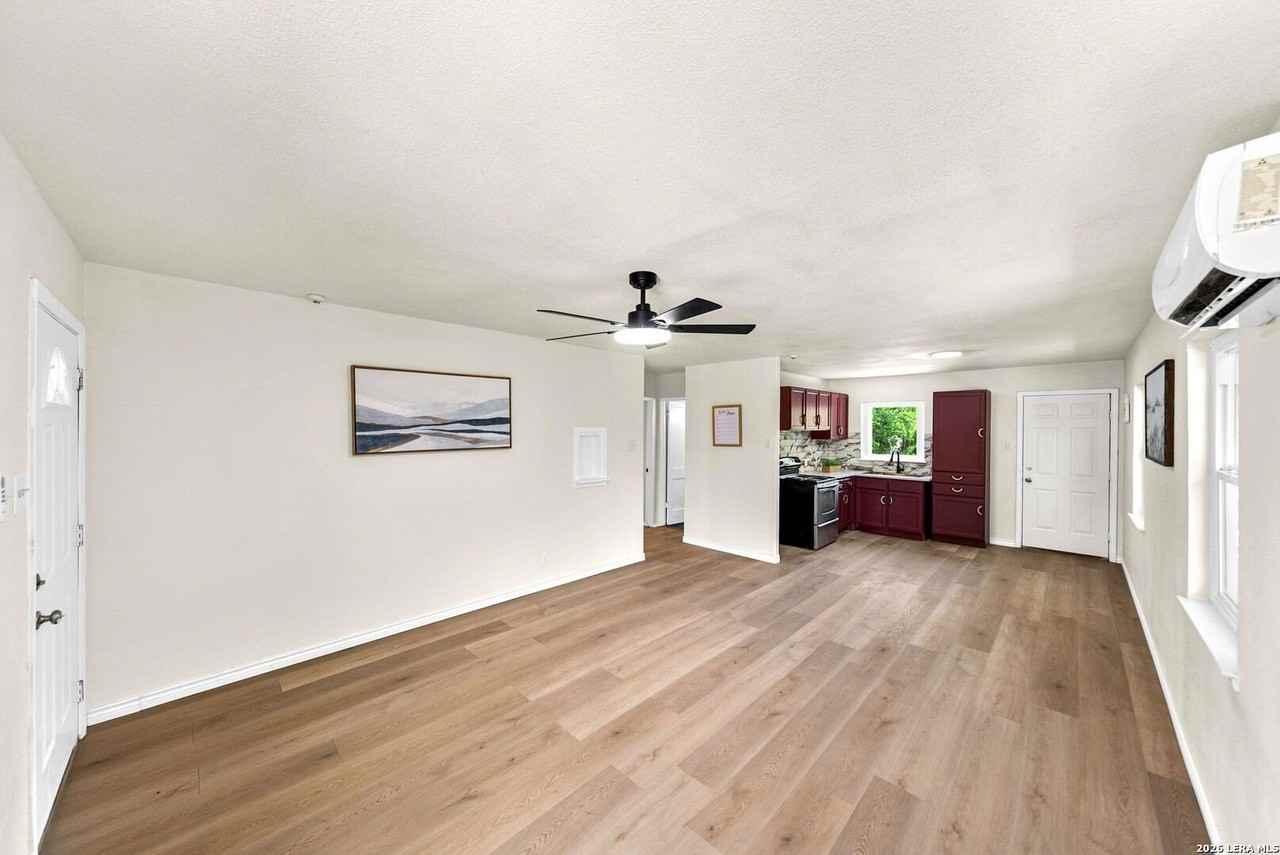 10 Linden Ave - Photo 4 of 22