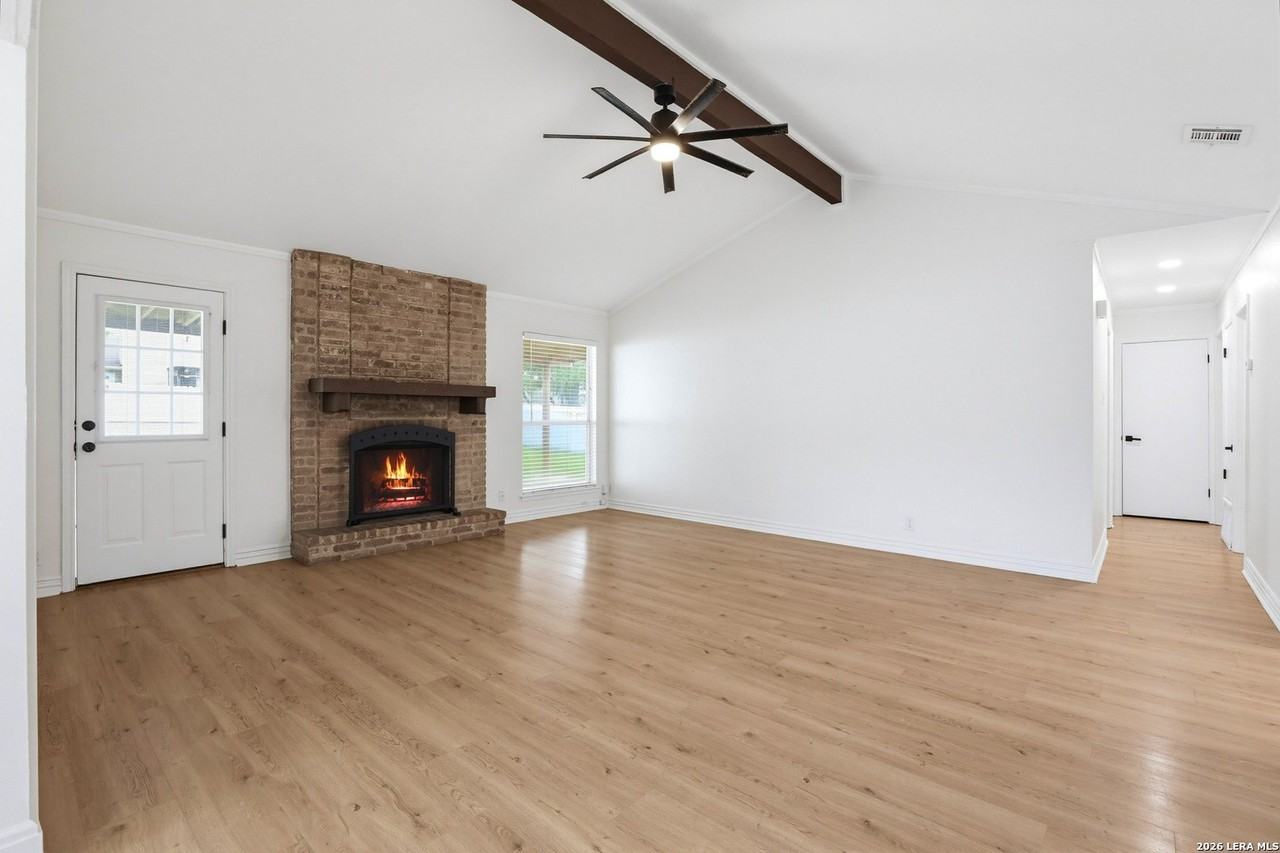 10343 Granary St - Photo 3 of 18