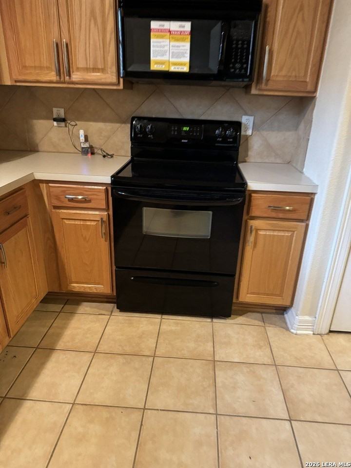 2103 Preakness Ln - Photo 6 of 30