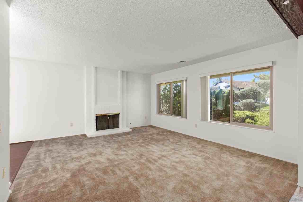 17305 Campillo Dr - Photo 4 of 37