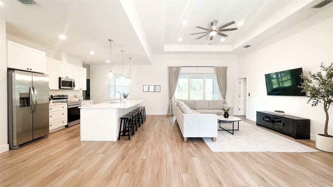 3399 La Goy St - Photo 5 of 48