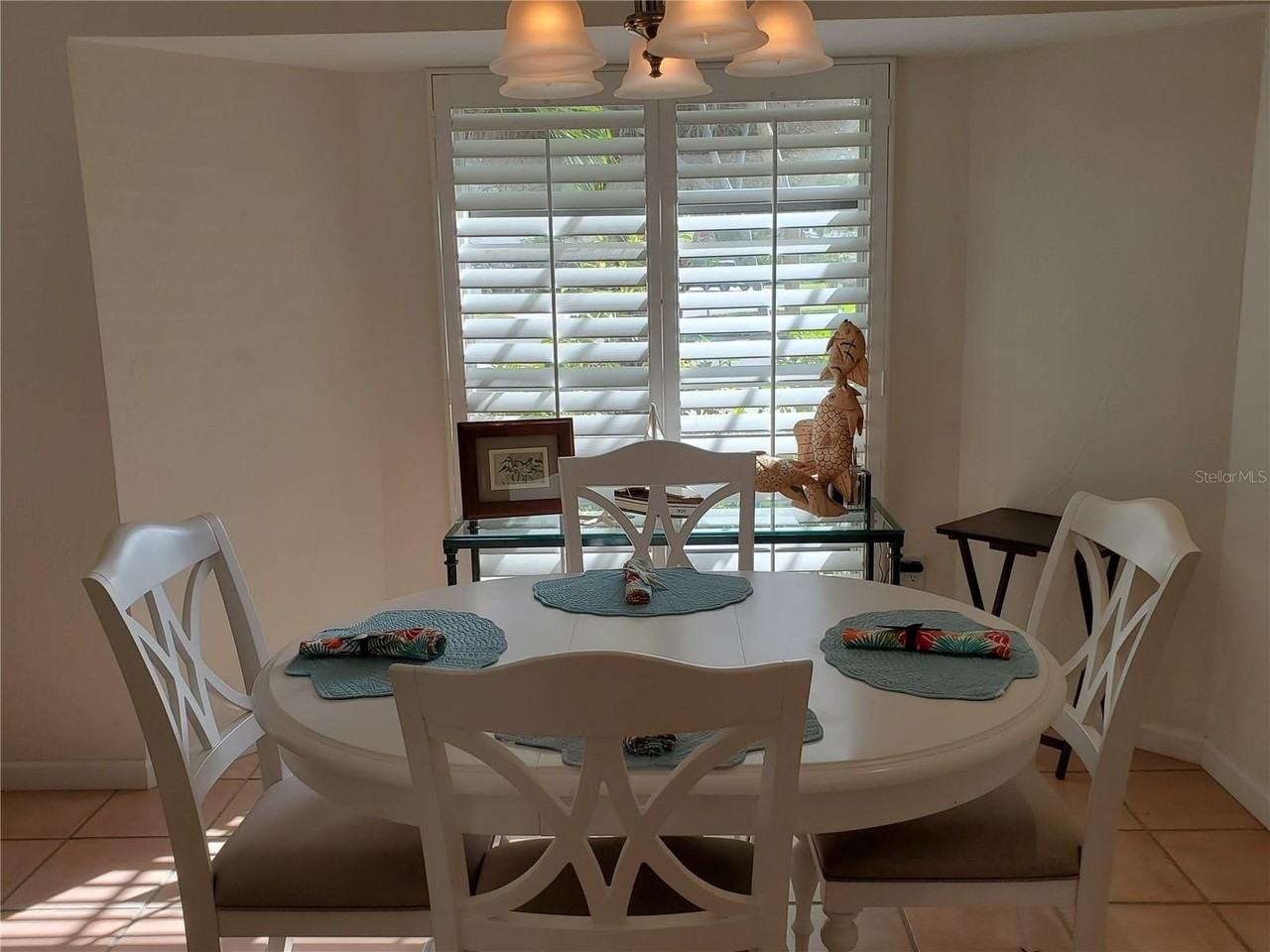 2745 Cardwell Way - Photo 4 of 18