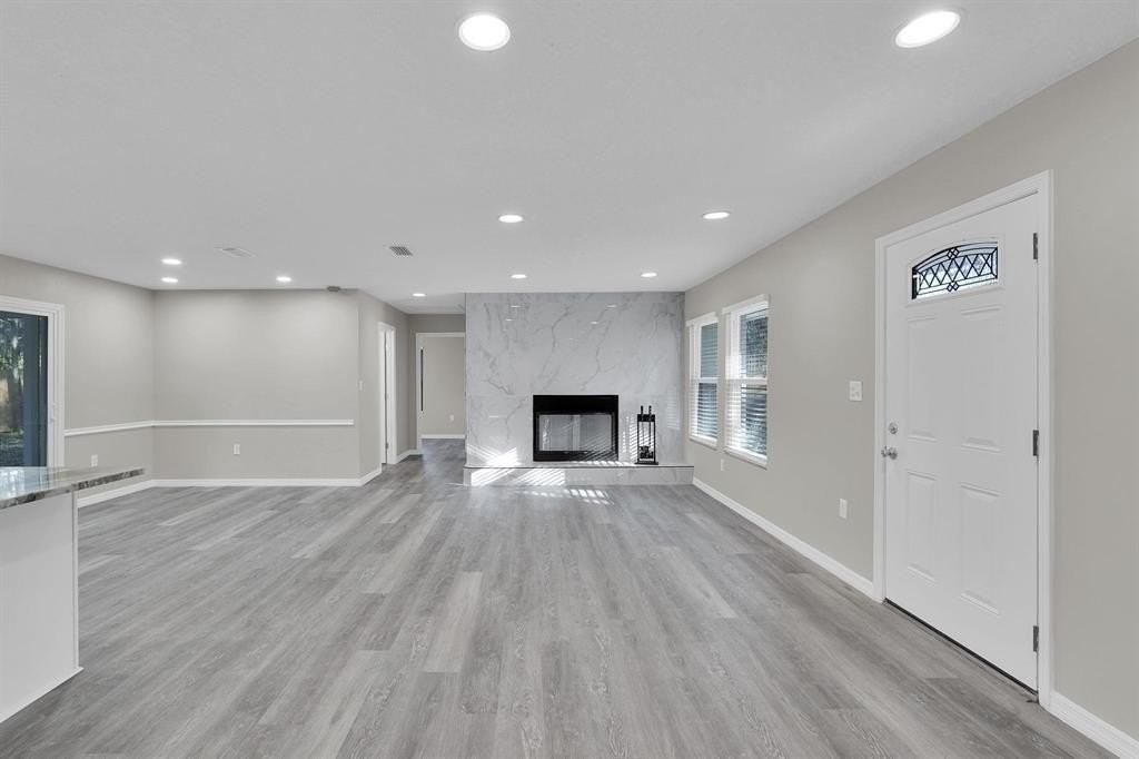 855 S Holmes Blvd - Photo 4 of 25