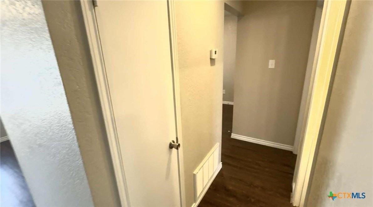 205 Erby Ave #D - Photo 3 of 10