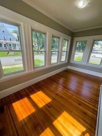 568 Prospect St #1R - Photo 2 of 9
