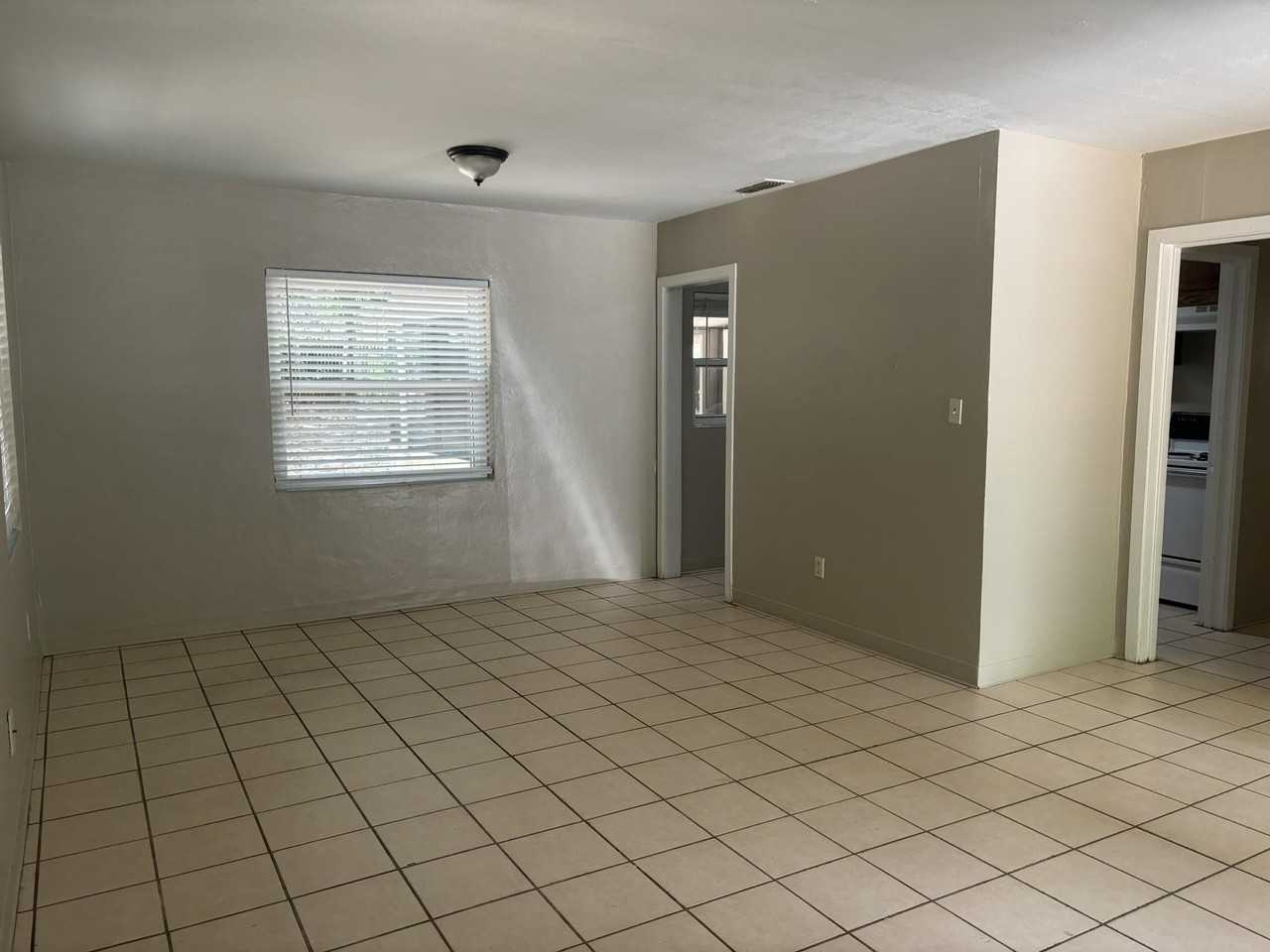 1629 Rankin Ave - Photo 3 of 22