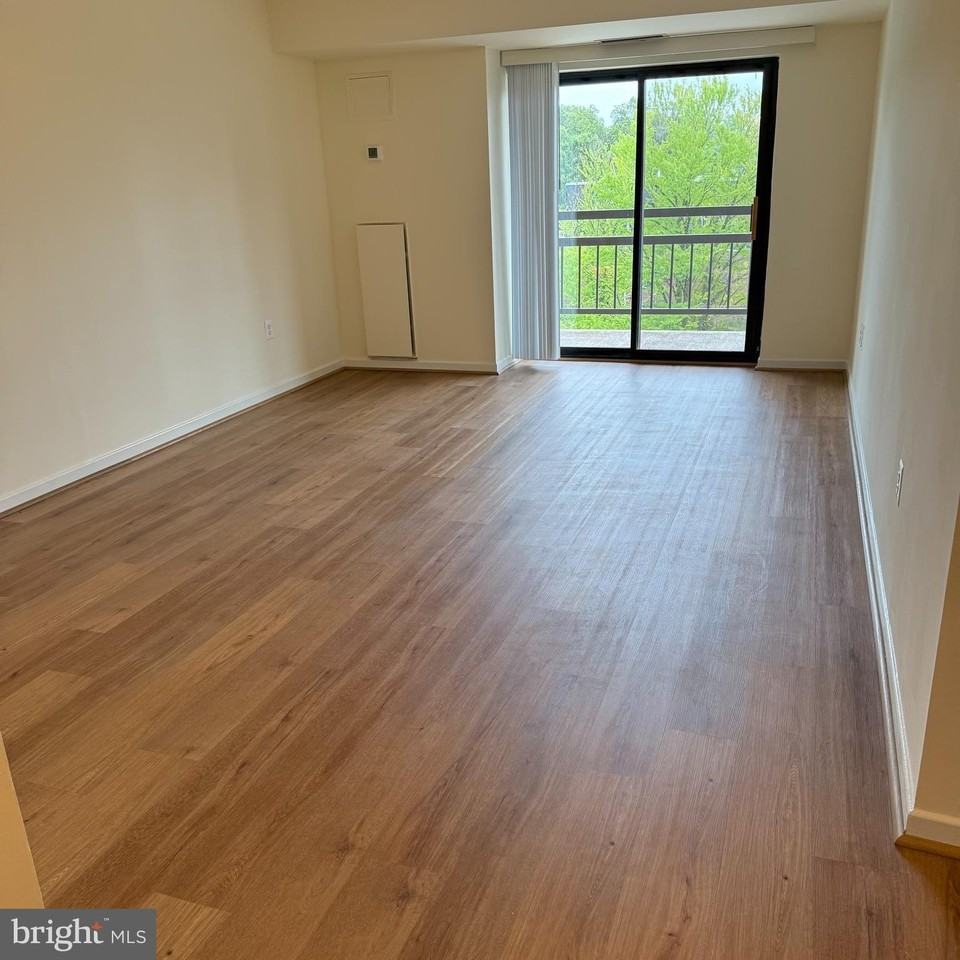 2111 Wisconsin Ave Nw #319 - Photo 4 of 24