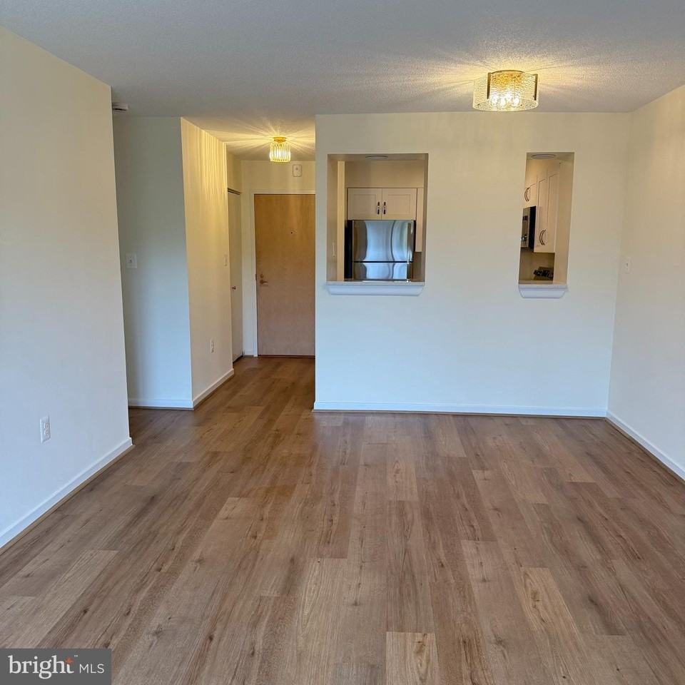 2111 Wisconsin Ave Nw #319 - Photo 6 of 24