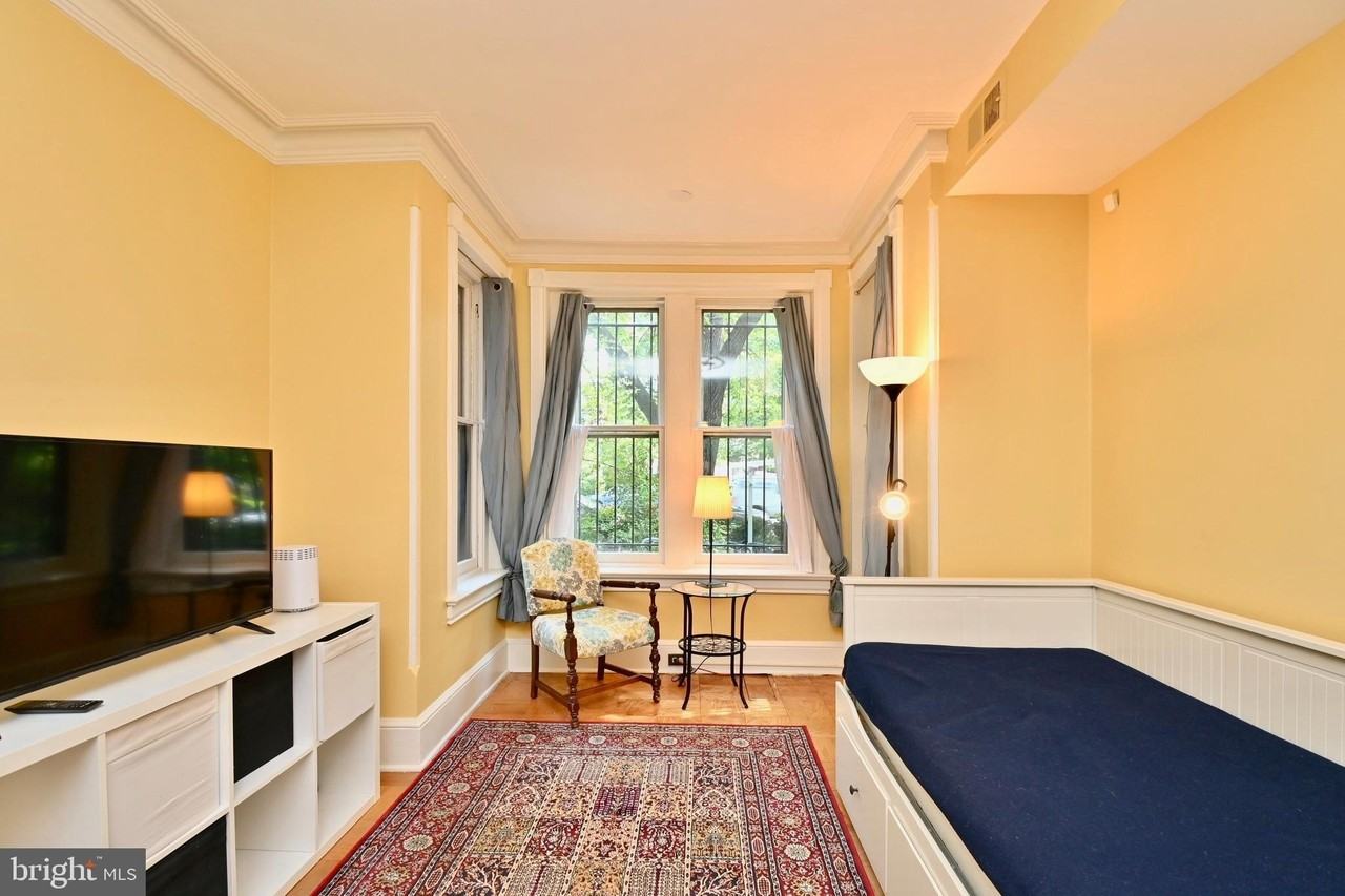 639 Massachusetts Ave Ne #1 - Photo 7 of 21