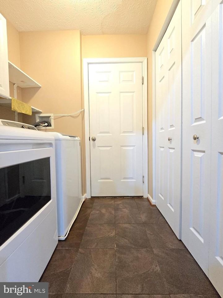 160 Leeds Creek Cir - Photo 6 of 28