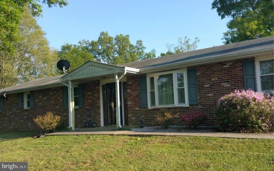 12381 Grosstown Rd - Photo 2 of 6