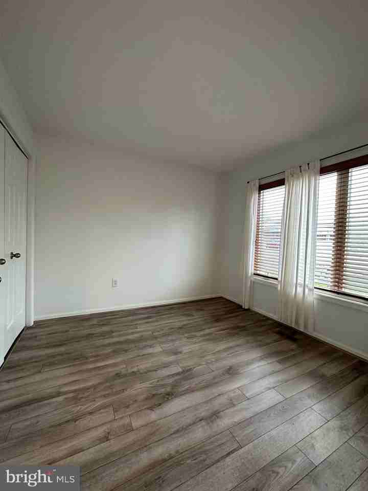 208 Market Sq #10B - Photo 5 of 20