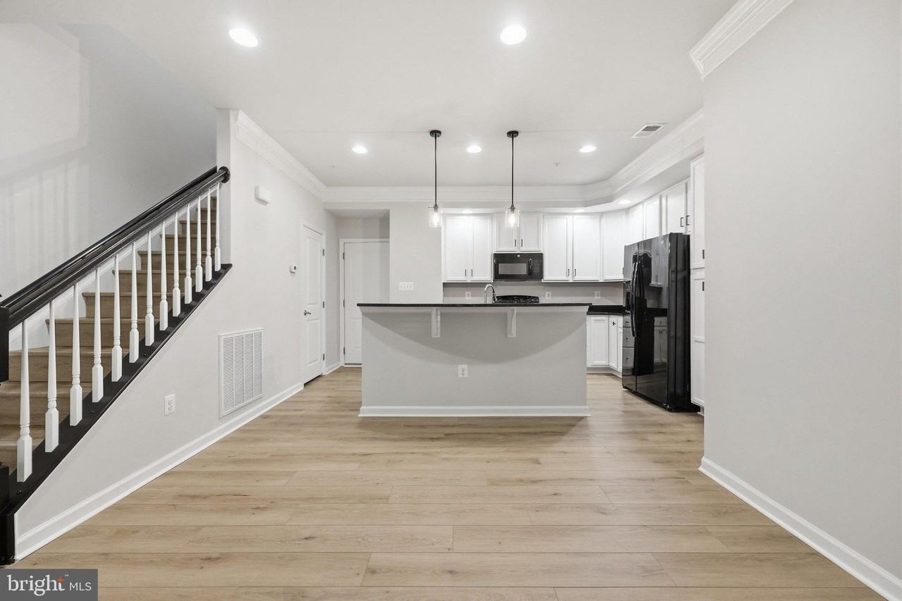 6436 Alan Linton Blvd E - Photo 6 of 27