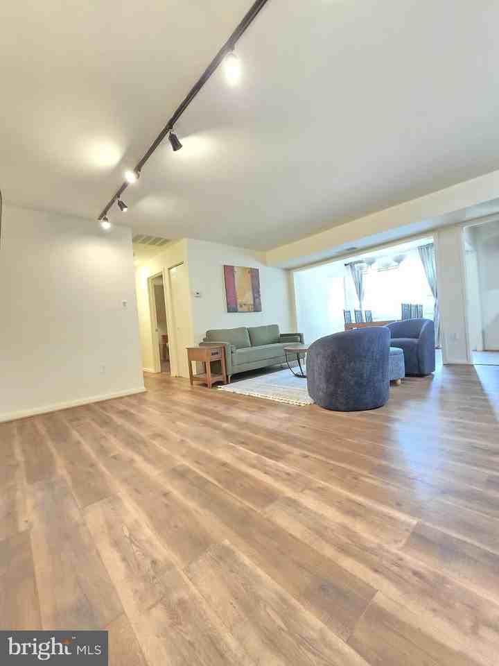 9645 Whiteacre Rd #A2 - Photo 4 of 14