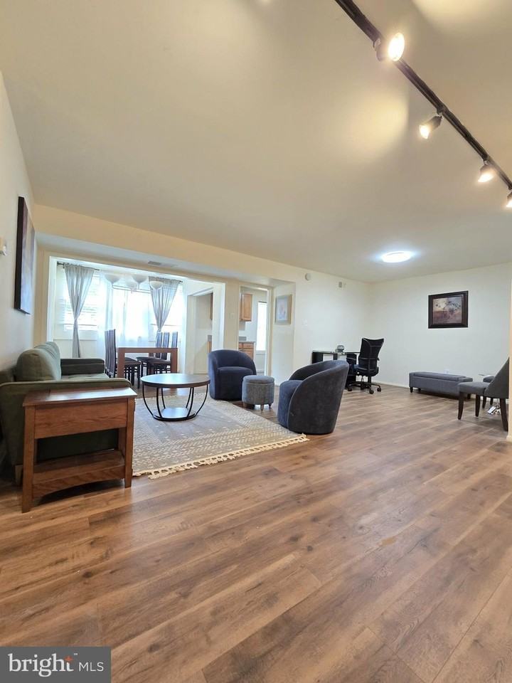 9645 Whiteacre Rd #A2 - Photo 6 of 14