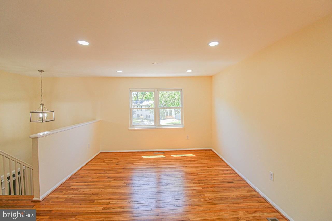 24201 Bush Hill Rd - Photo 7 of 39