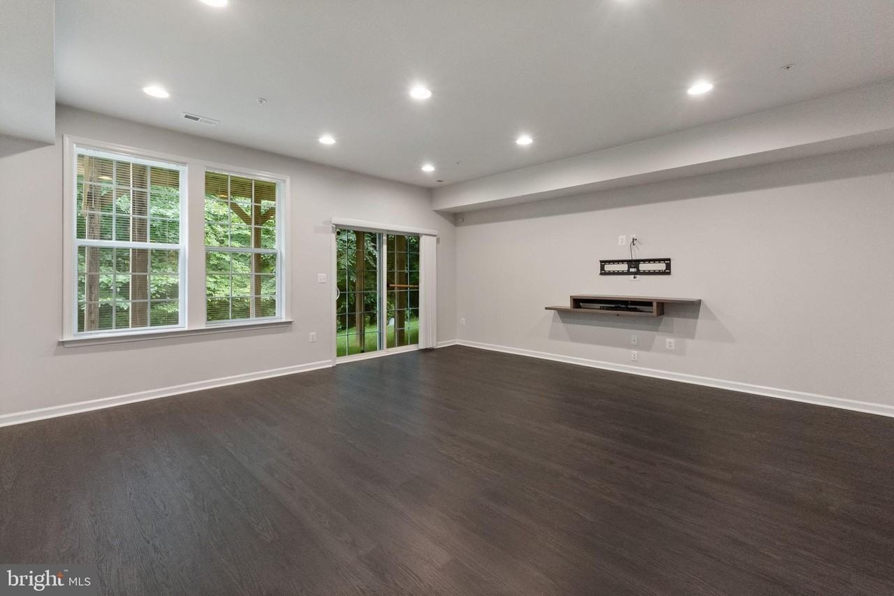 12925 Sweet Christina Ct - Photo 2 of 26