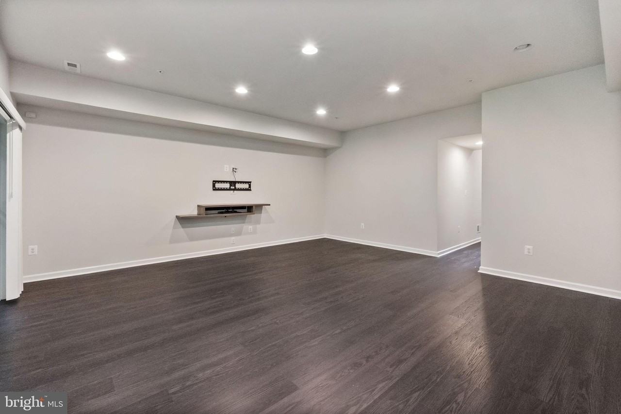 12925 Sweet Christina Ct - Photo 4 of 26