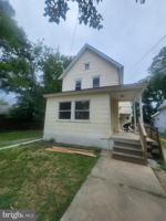 featured image of 310 W Grape St #2