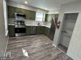 featured image of 615B Jarvis Rd