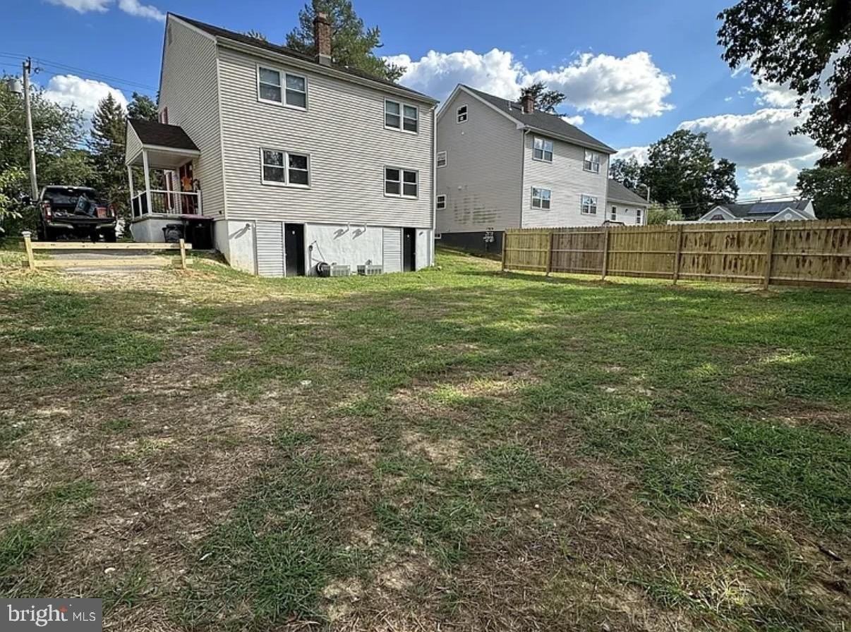 615B Jarvis Rd - Photo 3 of 5