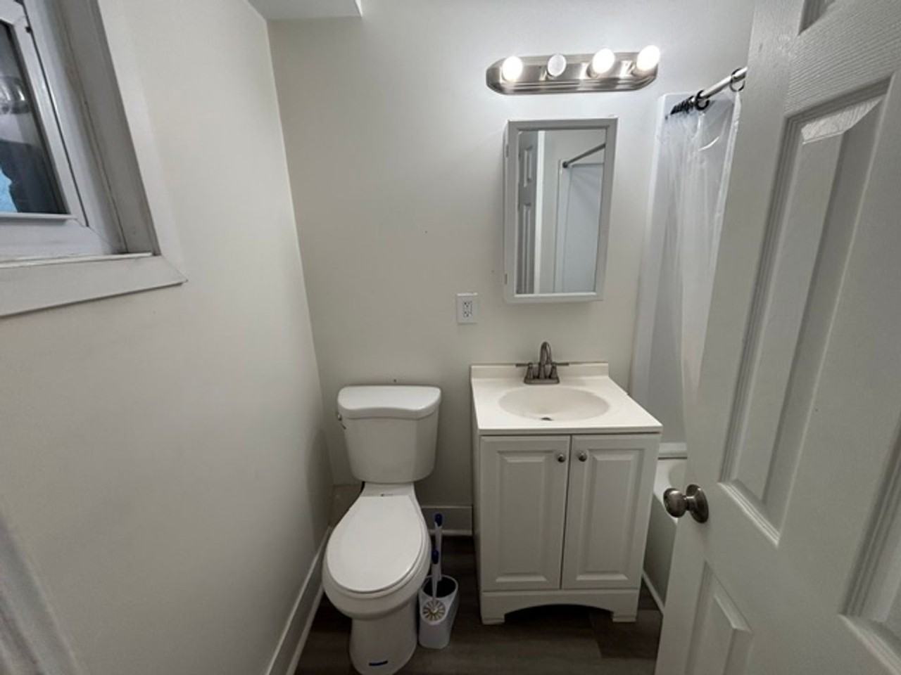 421 Ohio Ave - Photo 4 of 15