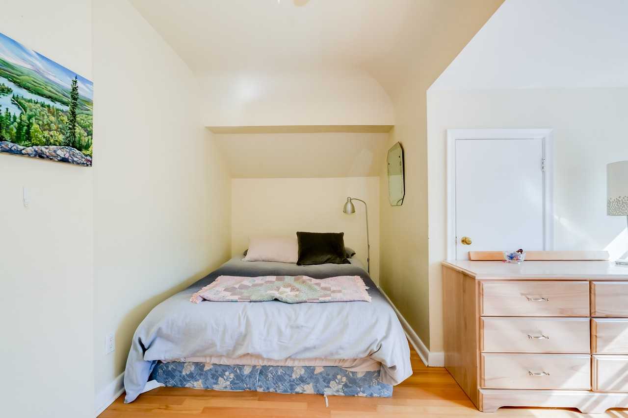 50 Glenrose Avenue #4 - Photo 7 of 10