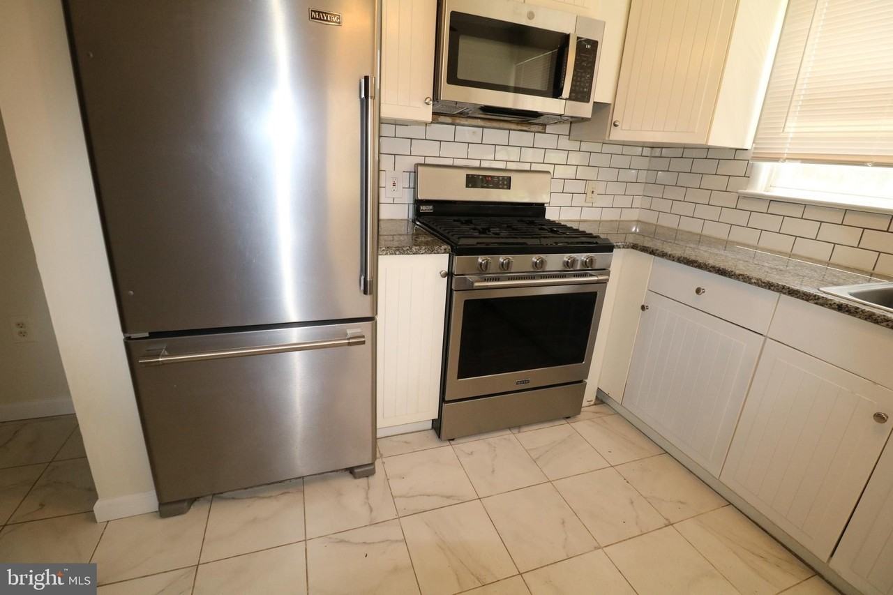 32 Pin Oak Ln - Photo 4 of 20