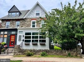featured image of 7215 Bryan St