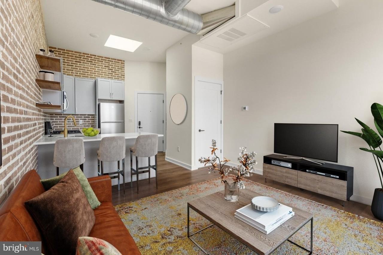 2401 Frankford Ave #4B