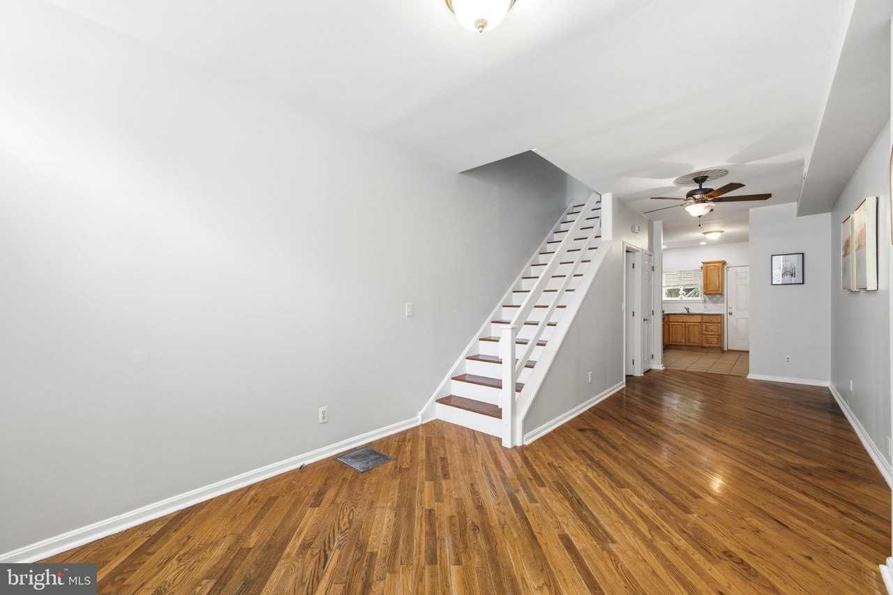 928 N Bambrey St - Photo 7 of 27
