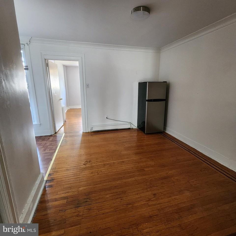 5645 Diamond St #1 - Photo 2 of 6