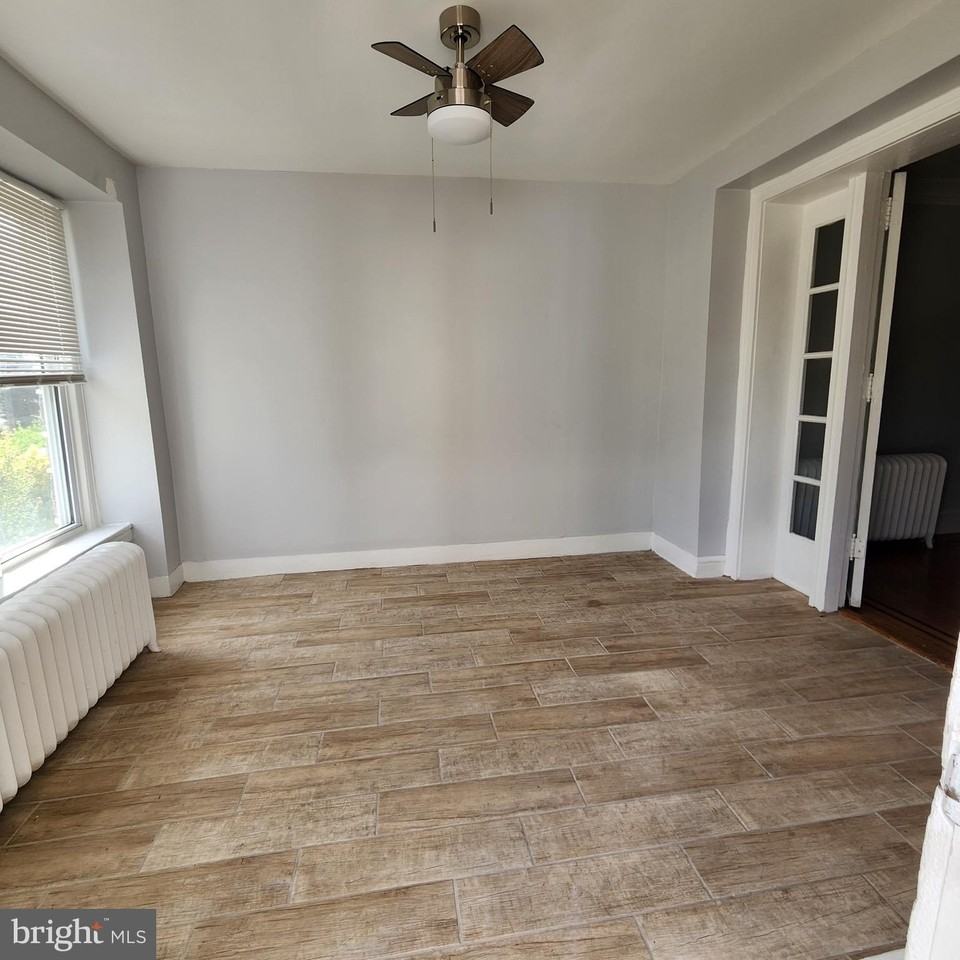 5645 Diamond St #1 - Photo 4 of 6