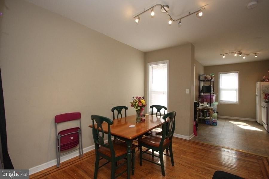 5760 N 20th St - Photo 3 of 16