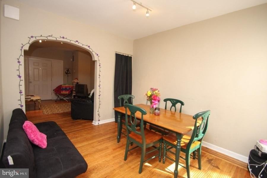 5760 N 20th St - Photo 5 of 16