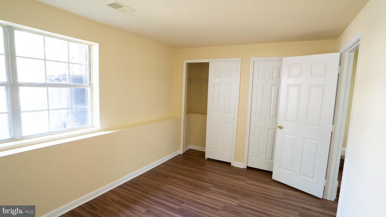 14192 Autumn Cir - Photo 5 of 13