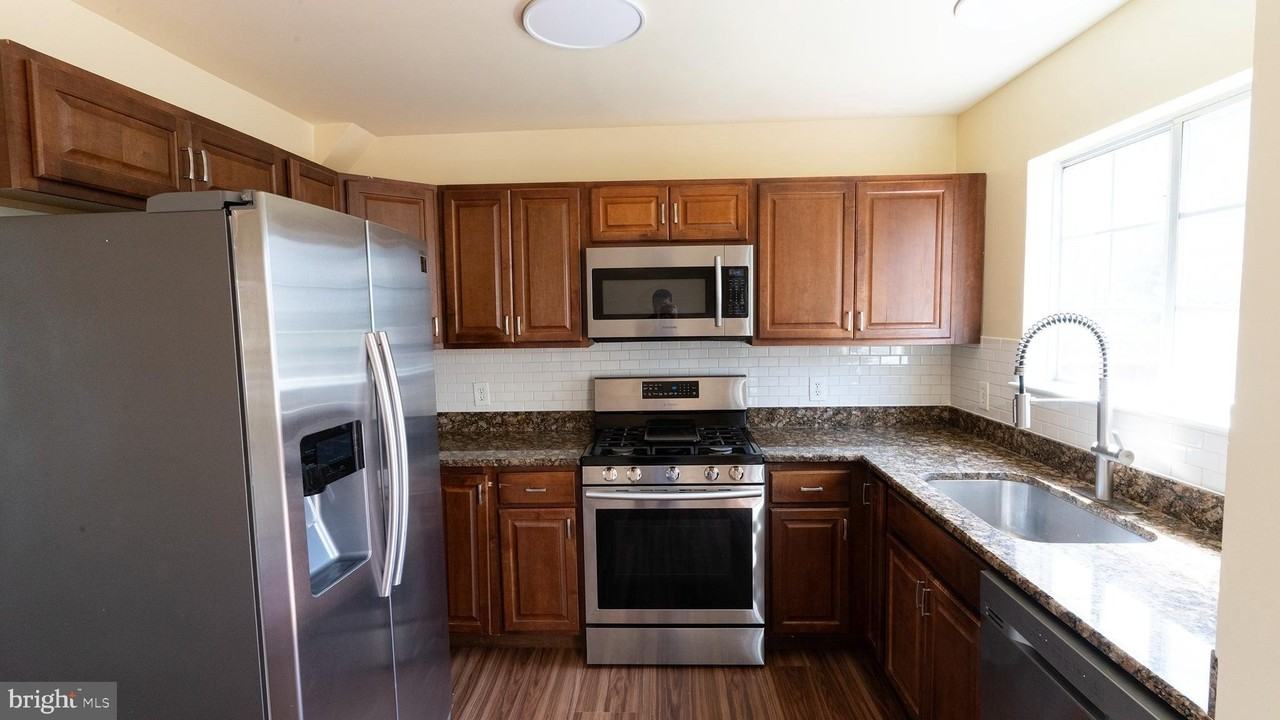 14192 Autumn Cir - Photo 6 of 13