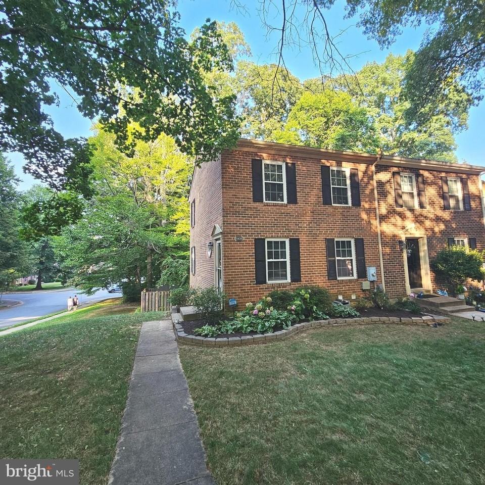 6430 Shannon Station Ct - Photo 2 of 37